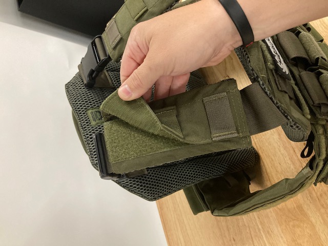 Separating the velcro on the shoulder straps of the Testudo carrier from Armored Republic
