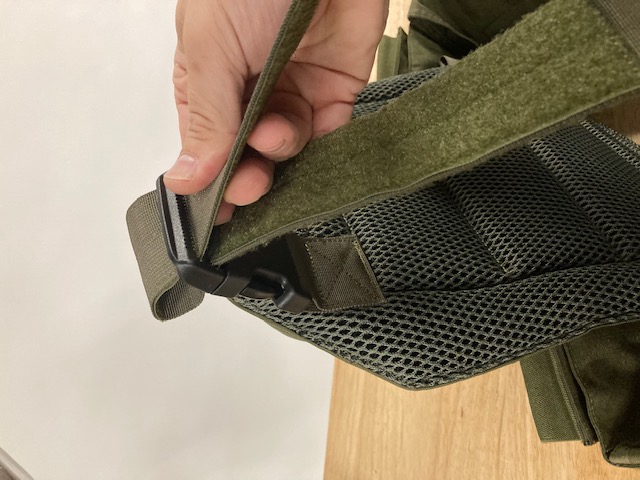 Adjusting the shoulder strap tension on the Testudo carrier from Armored Republic